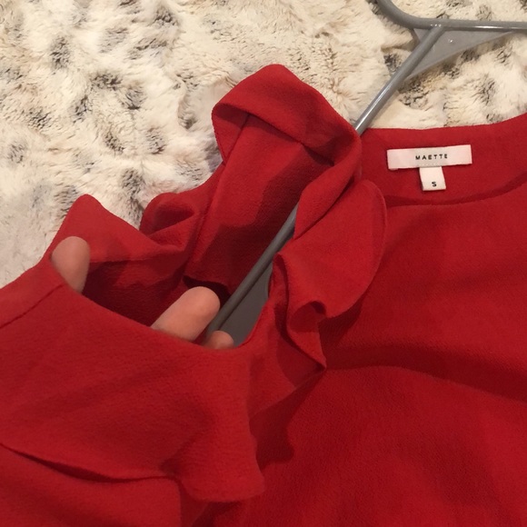 Red cold shoulder blouse - Picture 2 of 2